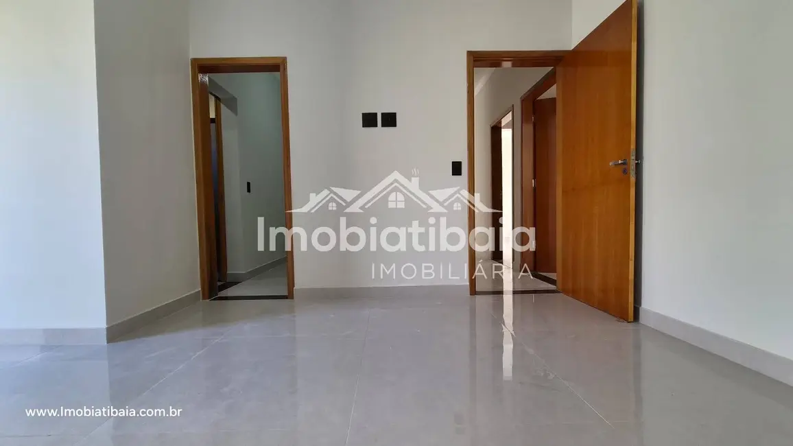 Foto 9 de Casa com 3 quartos à venda, 1000m2 em Vila Dom Pedro, Atibaia - SP