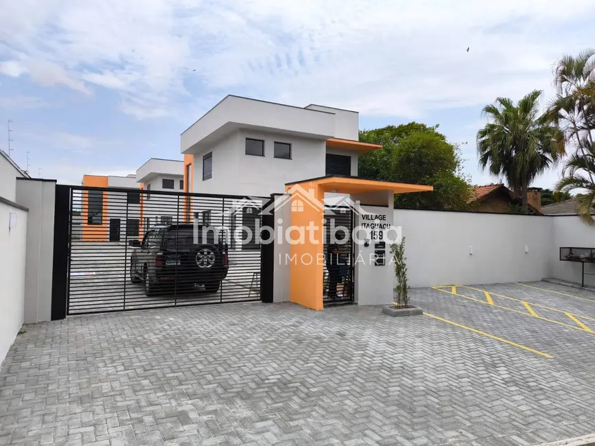 Foto 1 de Casa com 3 quartos à venda, 143m2 em Vila Petrópolis, Atibaia - SP