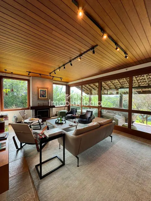 Foto 5 de Casa com 3 quartos à venda, 290m2 em Condomínio Flamboyant-B, Atibaia - SP