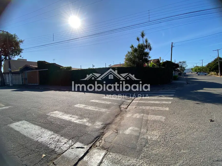 Casa com 3 quartos à venda, 307m2 em Alvinópolis, Atibaia - SP - imagem 6 Foto 6 de Casa com 3 quartos à venda, 307m2 em Alvinópolis, Atibaia - SP