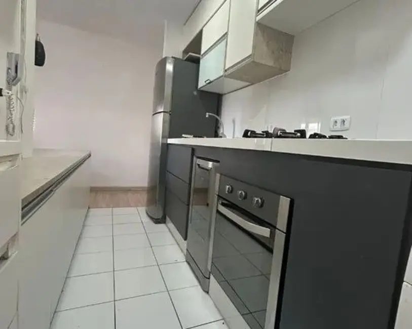 Apartamento com 3 quartos à venda, 70m2 em Capão Raso, Curitiba - PR - imagem 4 Foto 4 de Apartamento com 3 quartos à venda, 70m2 em Capão Raso, Curitiba - PR