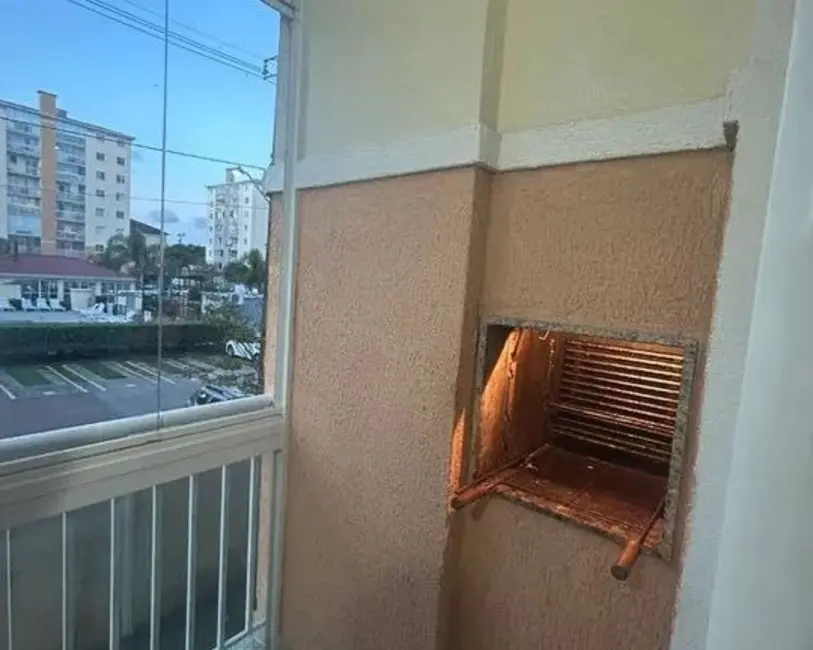 Apartamento com 3 quartos à venda, 70m2 em Capão Raso, Curitiba - PR - imagem 8 Foto 8 de Apartamento com 3 quartos à venda, 70m2 em Capão Raso, Curitiba - PR