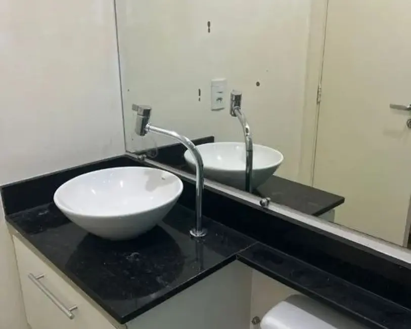 Apartamento com 3 quartos à venda, 70m2 em Capão Raso, Curitiba - PR - imagem 5 Foto 5 de Apartamento com 3 quartos à venda, 70m2 em Capão Raso, Curitiba - PR