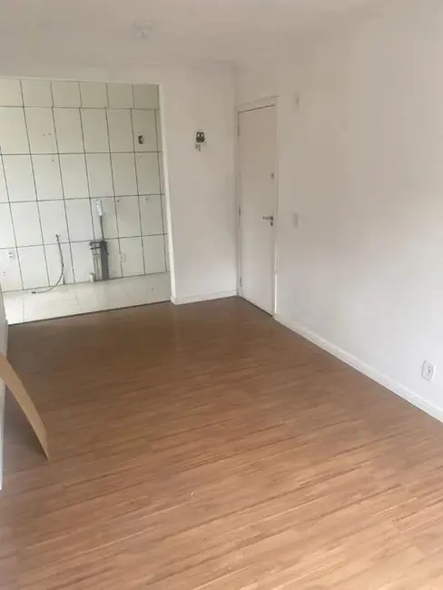 Apartamento com 2 quartos à venda, 51m2 em Pinheirinho, Curitiba - PR - imagem 7 Foto 7 de Apartamento com 2 quartos à venda, 51m2 em Pinheirinho, Curitiba - PR