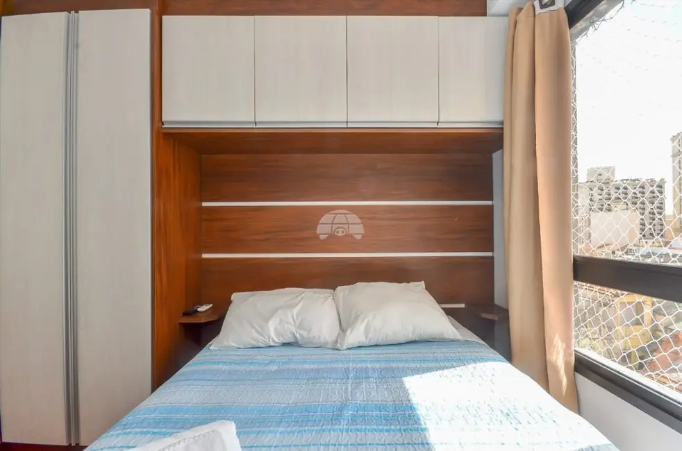 Apartamento com 1 quarto à venda, 17m2 em Centro, Curitiba - PR - imagem 3 Foto 3 de Apartamento com 1 quarto à venda, 17m2 em Centro, Curitiba - PR
