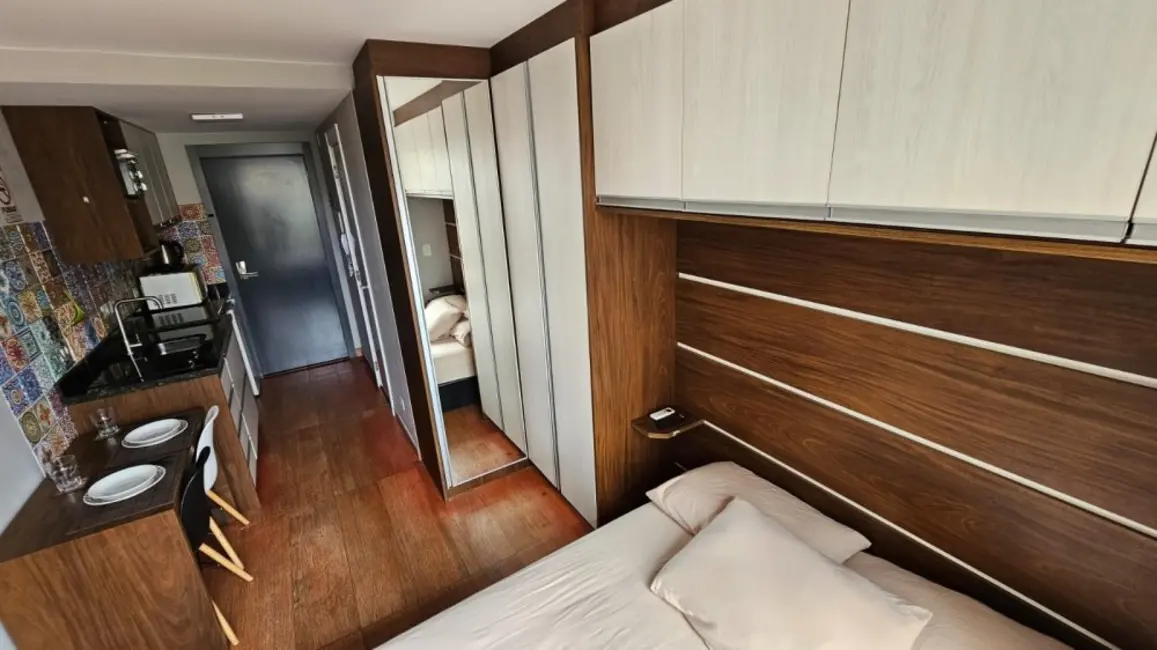 Apartamento com 1 quarto à venda, 17m2 em Centro, Curitiba - PR - imagem 7 Foto 7 de Apartamento com 1 quarto à venda, 17m2 em Centro, Curitiba - PR