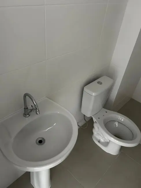 Foto 3 de Apartamento com 1 quarto à venda, 28m2 em Cidade Industrial, Curitiba - PR