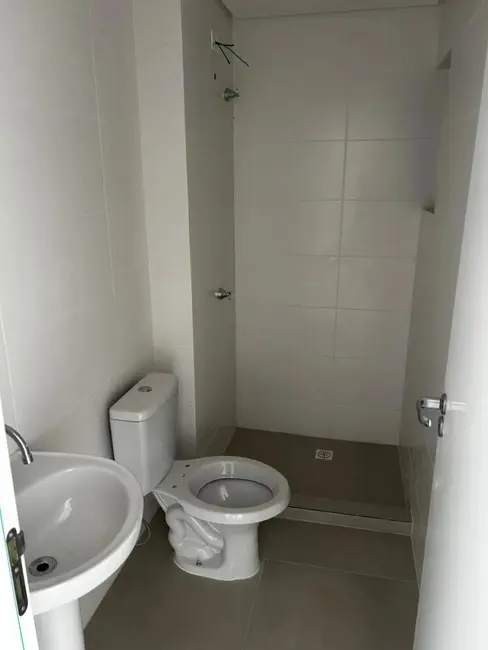 Foto 4 de Apartamento com 1 quarto à venda, 28m2 em Cidade Industrial, Curitiba - PR