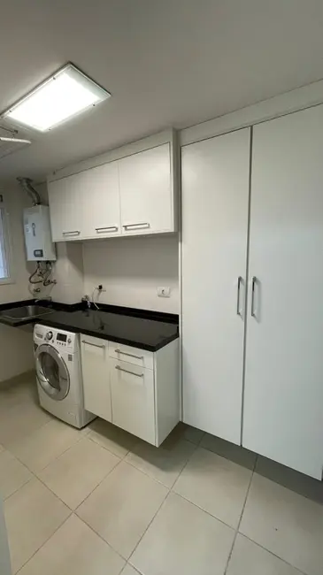 Foto 9 de Apartamento com 3 quartos à venda, 120m2 em Água Verde, Curitiba - PR