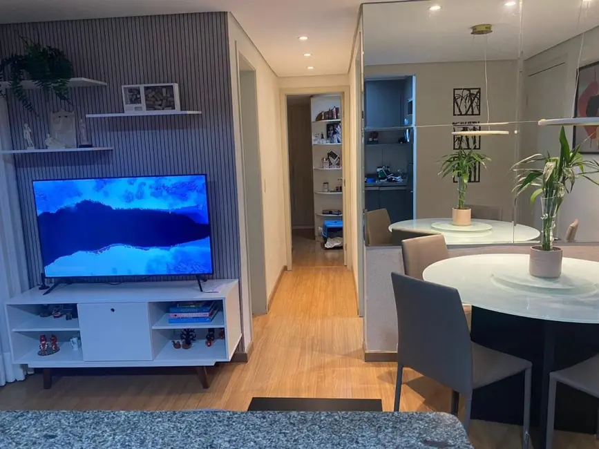 Foto 4 de Apartamento com 2 quartos à venda, 50m2 em Cristo Rei, Curitiba - PR