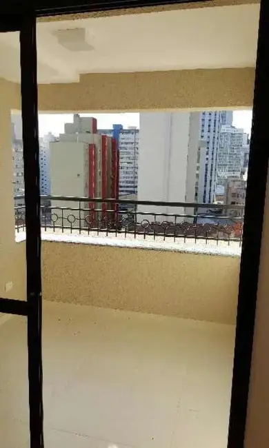 Foto 3 de Apartamento com 2 quartos à venda, 50m2 em Centro, Curitiba - PR