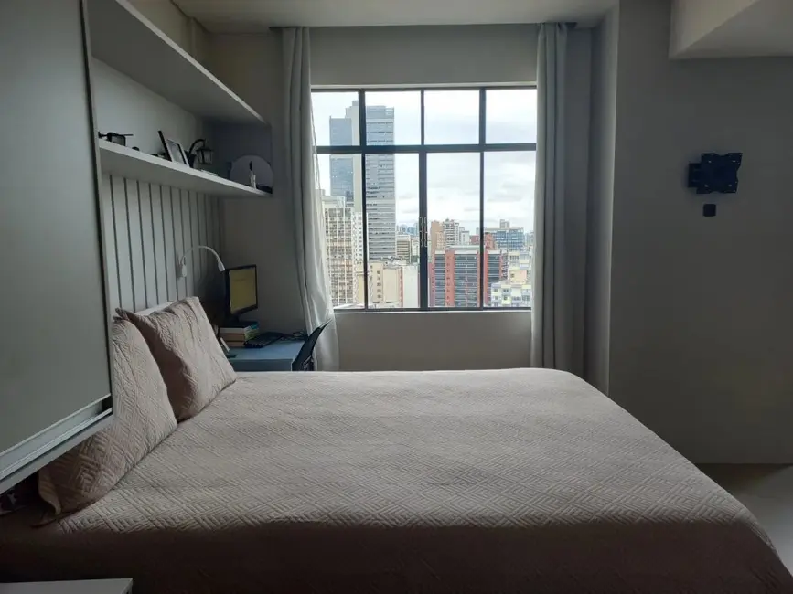 Foto 1 de Apartamento com 1 quarto à venda, 33m2 em Centro, Curitiba - PR