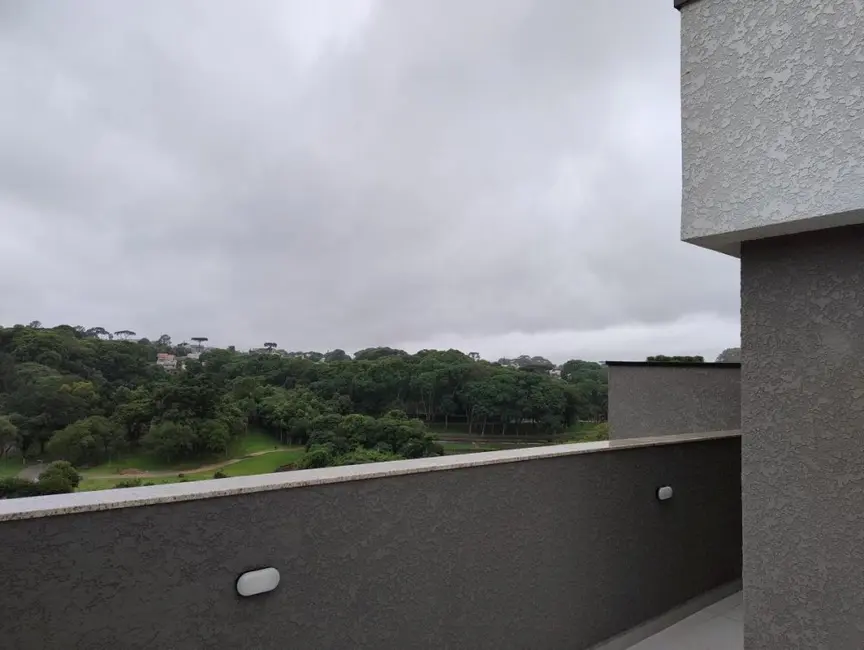Sobrado com 4 quartos à venda, 216m2 em São Lourenço, Curitiba - PR - imagem 5 Foto 5 de Sobrado com 4 quartos à venda, 216m2 em São Lourenço, Curitiba - PR