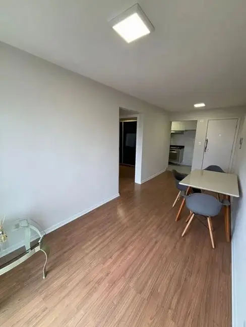 Foto 3 de Apartamento com 2 quartos à venda, 47m2 em Capão Raso, Curitiba - PR