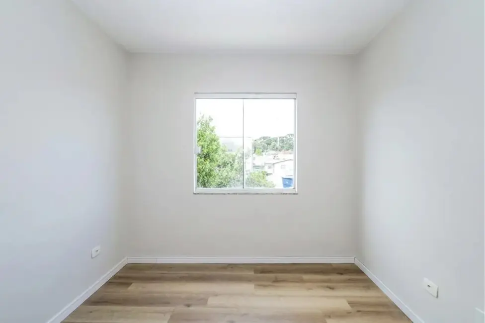 Sobrado com 3 quartos à venda, 92m2 em Santa Cândida, Curitiba - PR - imagem 8 Foto 8 de Sobrado com 3 quartos à venda, 92m2 em Santa Cândida, Curitiba - PR