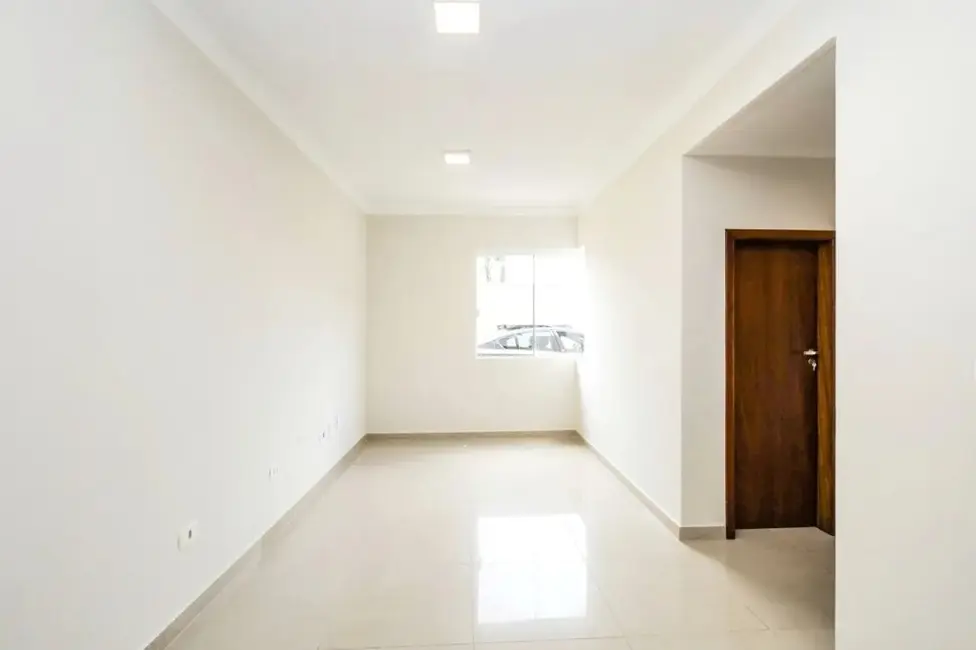 Sobrado com 3 quartos à venda, 92m2 em Santa Cândida, Curitiba - PR - imagem 6 Foto 6 de Sobrado com 3 quartos à venda, 92m2 em Santa Cândida, Curitiba - PR