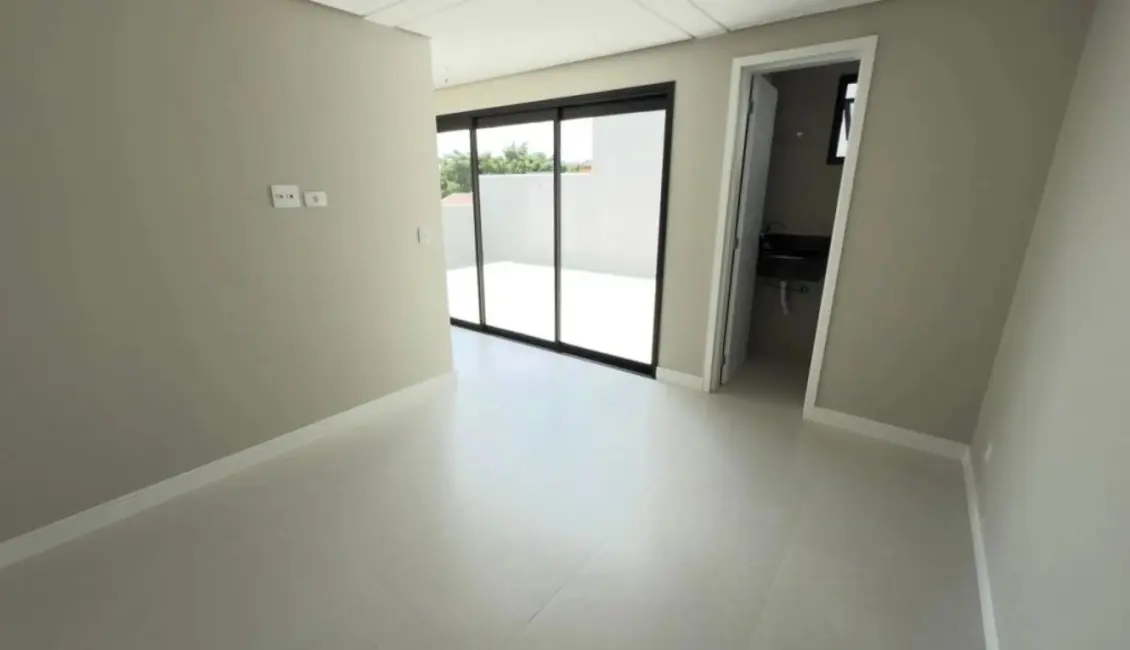 Foto 4 de Sobrado com 3 quartos à venda, 160m2 em Portão, Curitiba - PR