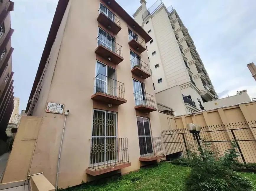 Foto 3 de Apartamento com 3 quartos à venda, 68m2 em Água Verde, Curitiba - PR