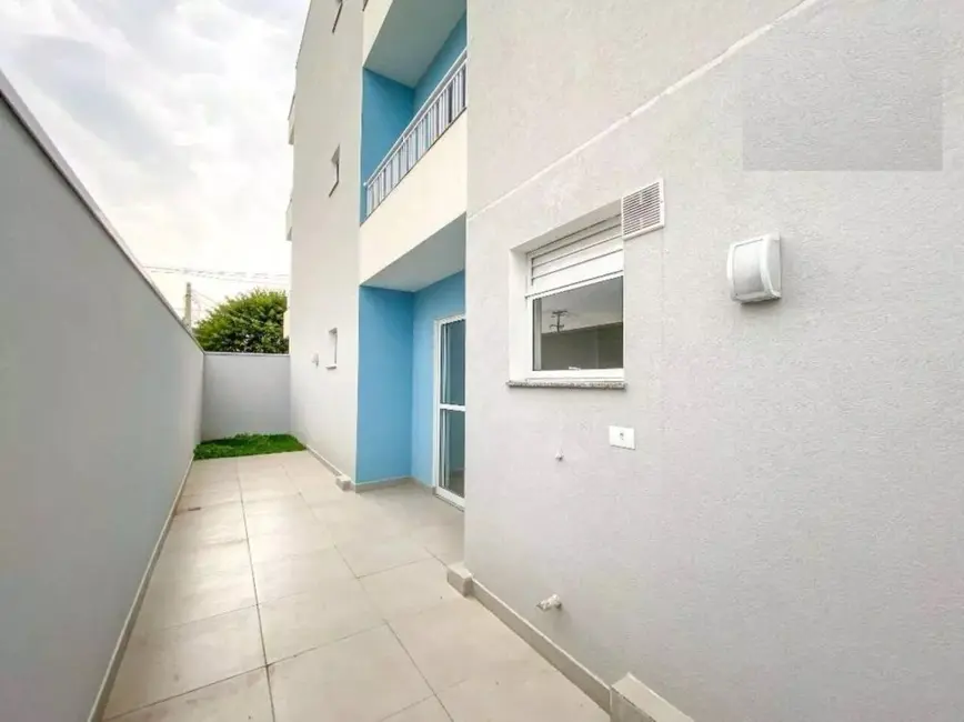 Apartamento com 2 quartos à venda, 53m2 em Fazendinha, Curitiba - PR - imagem 2 Foto 2 de Apartamento com 2 quartos à venda, 53m2 em Fazendinha, Curitiba - PR