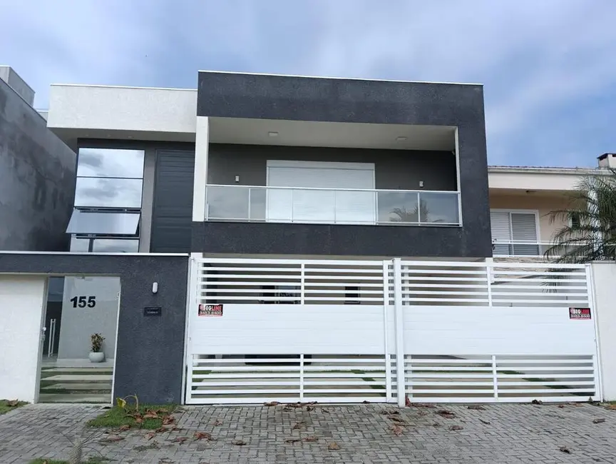 Foto 1 de Casa de Condomínio com 6 quartos à venda, 411m2 em Matinhos - PR