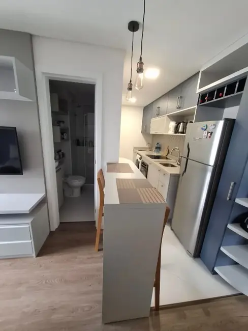 Apartamento com 1 quarto à venda, 35m2 em Portão, Curitiba - PR - imagem 8 Foto 8 de Apartamento com 1 quarto à venda, 35m2 em Portão, Curitiba - PR