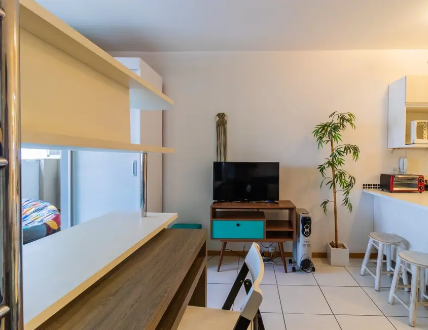Foto 4 de Apartamento com 1 quarto à venda, 34m2 em Centro, Curitiba - PR