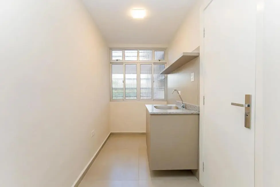 Foto 3 de Apartamento com 3 quartos à venda, 80m2 em Água Verde, Curitiba - PR