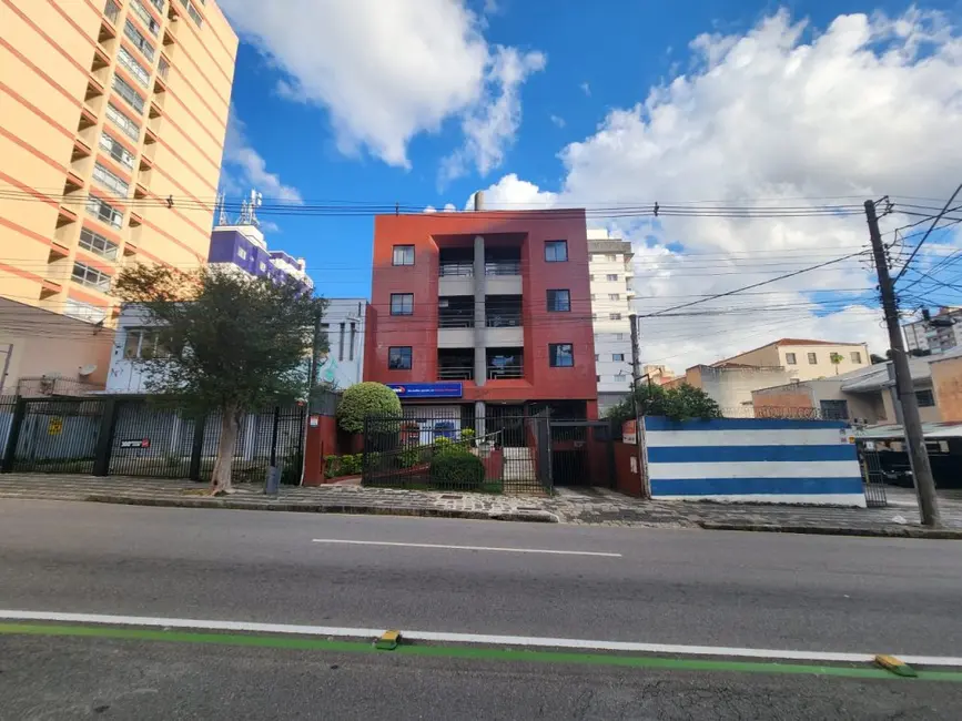 Sala Comercial à venda, 41m2 em Centro, Curitiba - PR - imagem 2 Foto 2 de Sala Comercial à venda, 41m2 em Centro, Curitiba - PR