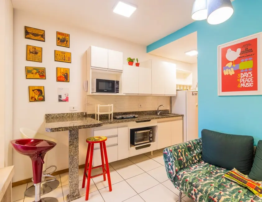 Apartamento com 1 quarto à venda, 27m2 em Centro, Curitiba - PR - imagem 1 Foto 1 de Apartamento com 1 quarto à venda, 27m2 em Centro, Curitiba - PR