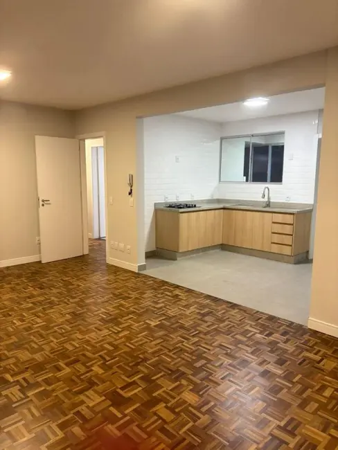 Foto 2 de Apartamento com 3 quartos à venda, 96m2 em Água Verde, Curitiba - PR