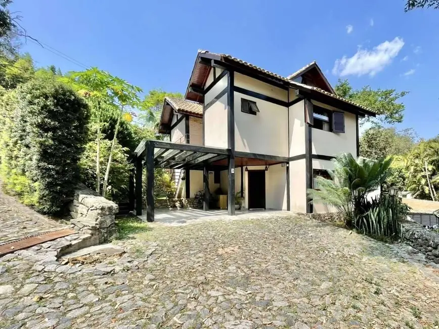 Foto 1 de Casa de Condomínio com 3 quartos à venda em Chácara Santa Lúcia, Carapicuiba - SP