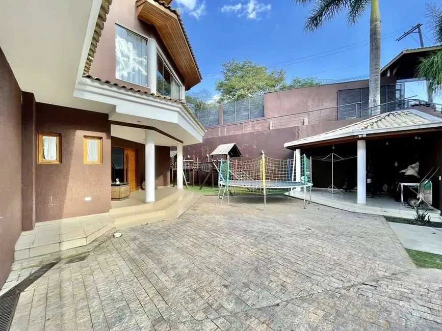 Casa com 5 quartos à venda e para alugar em Carapicuiba - SP - imagem 9 Foto 9 de Casa com 5 quartos à venda e para alugar em Carapicuiba - SP