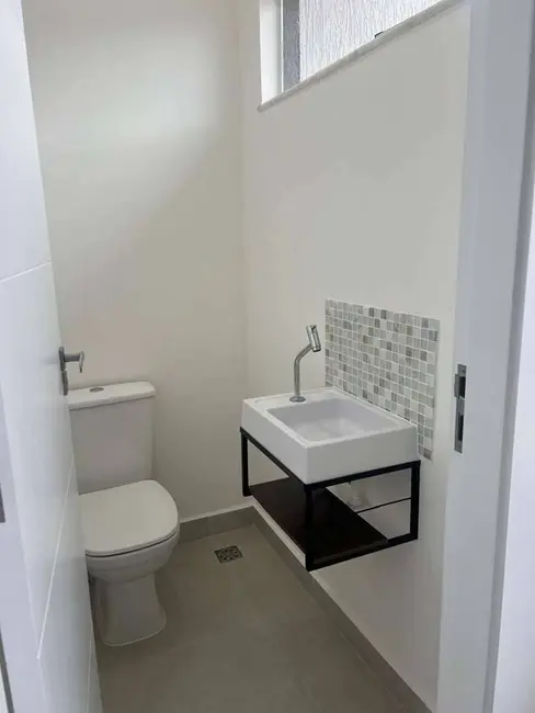 Foto 3 de Casa com 3 quartos à venda em Água Espraiada (Caucaia do Alto), Cotia - SP