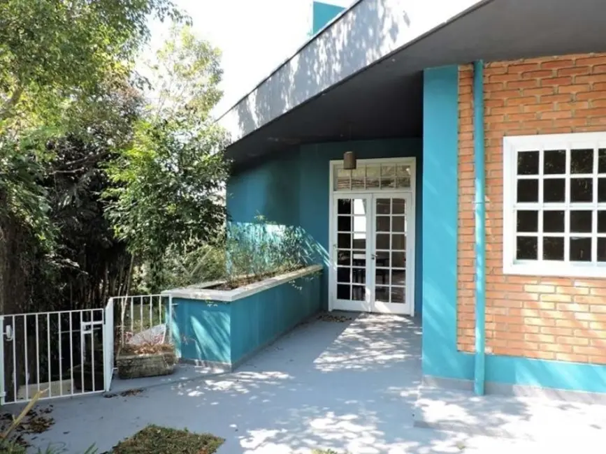 Casa de Condomínio com 6 quartos à venda e para alugar em Jardim Marilu, Carapicuiba - SP - imagem 8 Foto 8 de Casa de Condomínio com 6 quartos à venda e para alugar em Jardim Marilu, Carapicuiba - SP