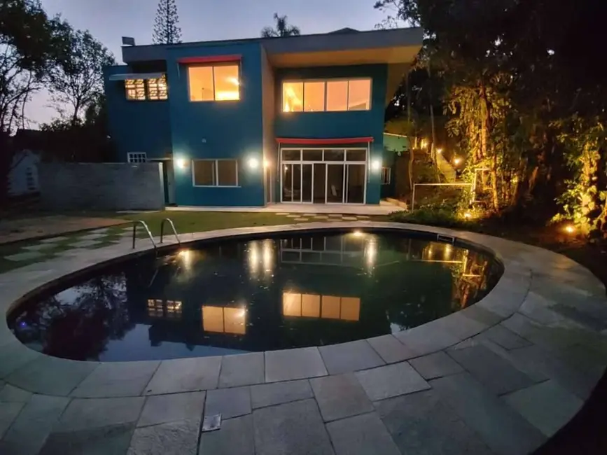 Casa de Condomínio com 6 quartos à venda e para alugar em Jardim Marilu, Carapicuiba - SP - imagem 4 Foto 4 de Casa de Condomínio com 6 quartos à venda e para alugar em Jardim Marilu, Carapicuiba - SP