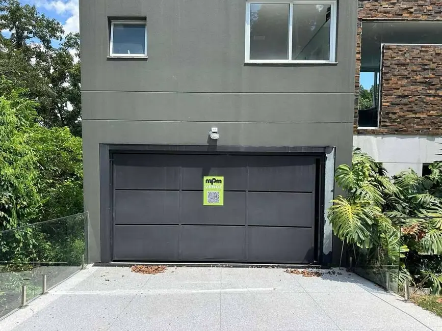 Foto 4 de Casa de Condomínio com 4 quartos à venda em Chácara dos Lagos, Carapicuiba - SP
