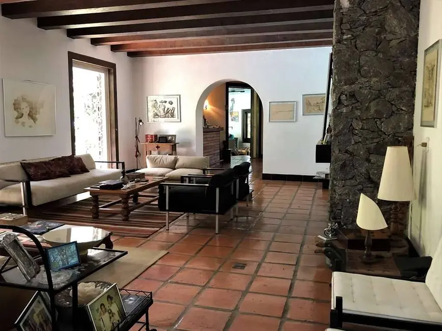 Casa de Condomínio com 3 quartos à venda e para alugar em Chácara São João, Carapicuiba - SP - imagem 4 Foto 4 de Casa de Condomínio com 3 quartos à venda e para alugar em Chácara São João, Carapicuiba - SP