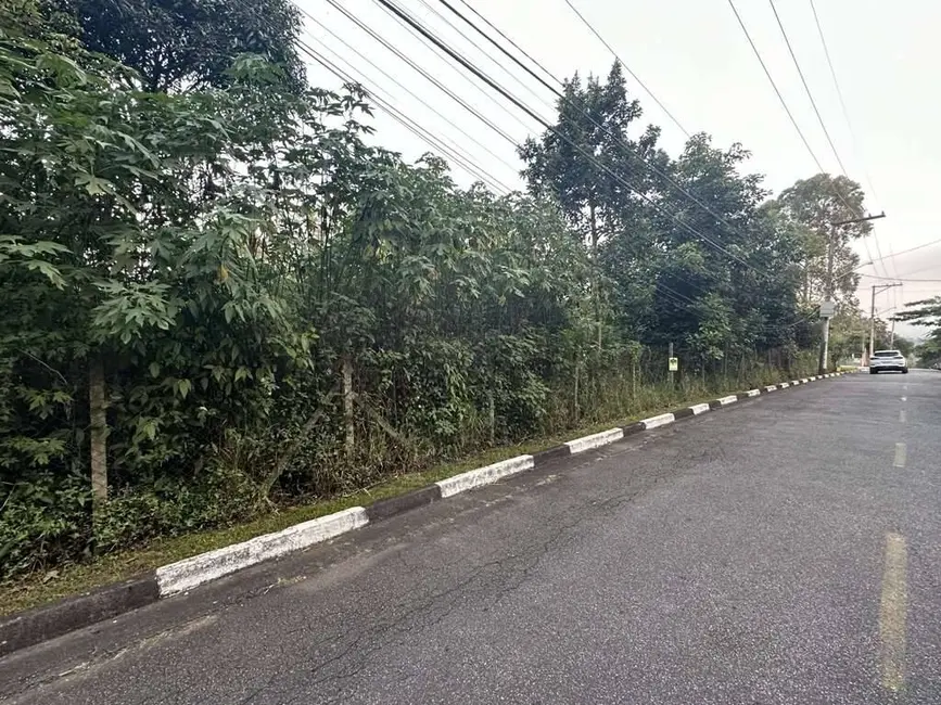 Lote de Condomínio à venda em Chácara dos Lagos, Carapicuiba - SP - imagem 3 Foto 3 de Lote de Condomínio à venda em Chácara dos Lagos, Carapicuiba - SP
