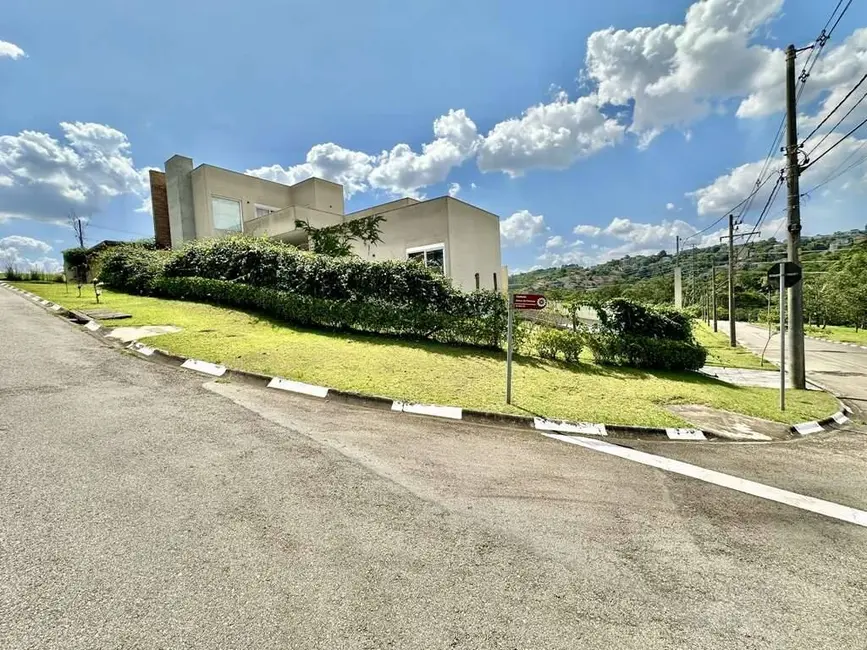Foto 3 de Casa de Condomínio com 4 quartos à venda em Jardim do Golf I, Jandira - SP