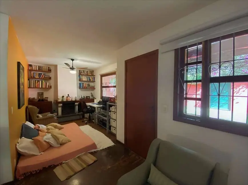 Foto 8 de Casa com 3 quartos à venda em Chácara Vale do Rio Cotia, Carapicuiba - SP