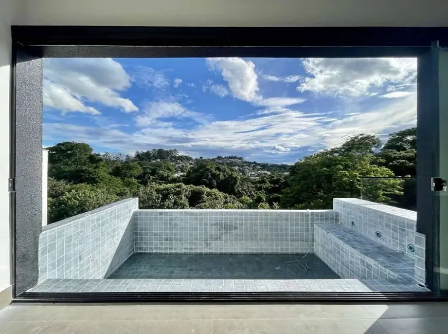 Foto 9 de Casa de Condomínio com 4 quartos à venda em Golf Gardens, Carapicuiba - SP