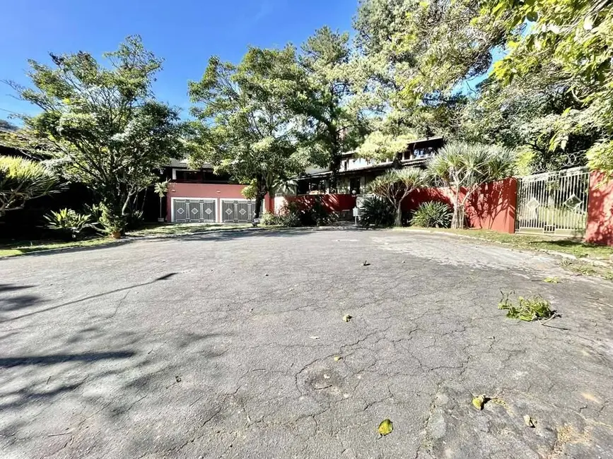 Casa com 5 quartos à venda em Águas da Fazendinha, Carapicuiba - SP - imagem 3 Foto 3 de Casa com 5 quartos à venda em Águas da Fazendinha, Carapicuiba - SP