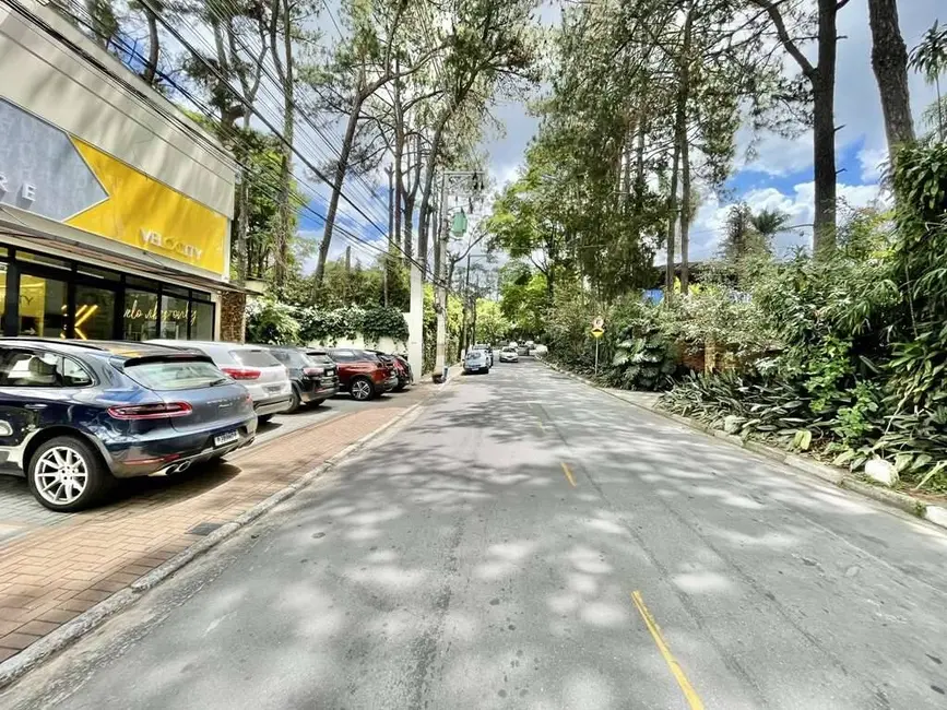 Casa com 5 quartos à venda e para alugar em Vila Santo Antônio, Cotia - SP - imagem 6 Foto 6 de Casa com 5 quartos à venda e para alugar em Vila Santo Antônio, Cotia - SP