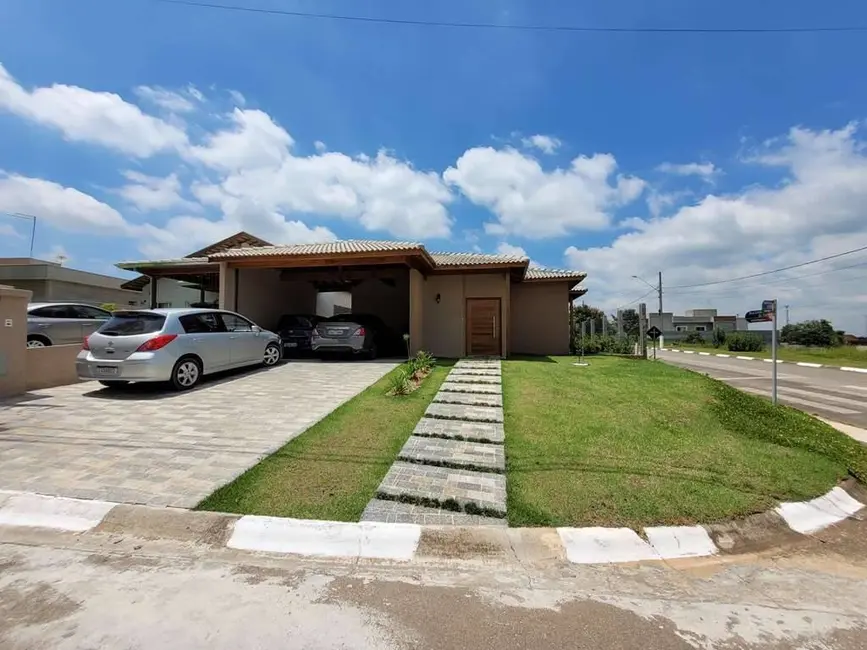 Casa de Condomínio com 3 quartos à venda e para alugar em Centro, Vargem Grande Paulista - SP - imagem 1 Foto 1 de Casa de Condomínio com 3 quartos à venda e para alugar em Centro, Vargem Grande Paulista - SP