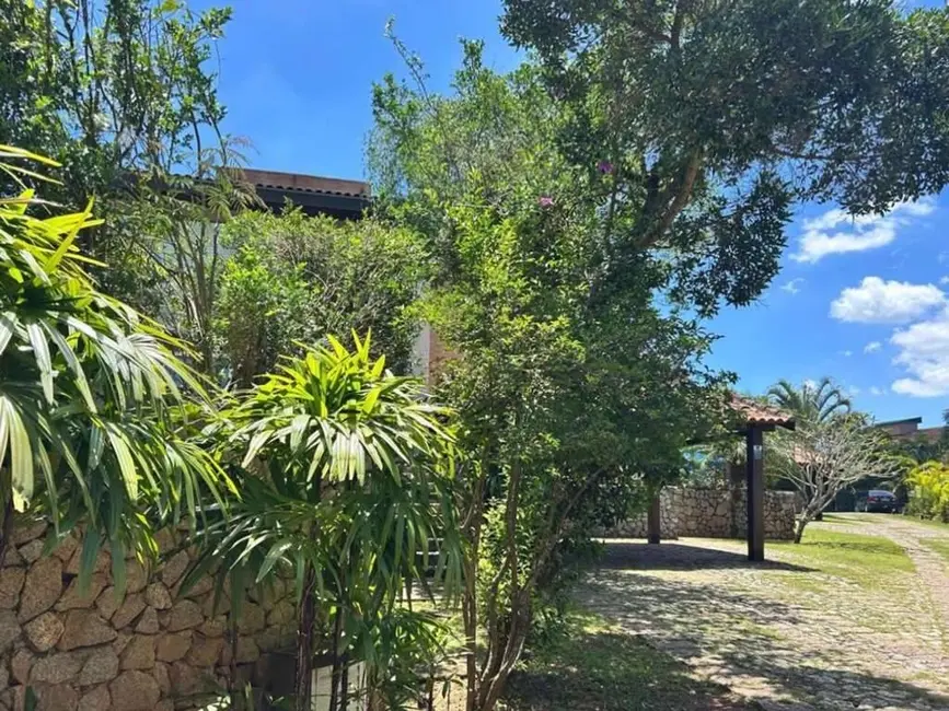 Casa de Condomínio com 4 quartos à venda em Chácara dos Lagos, Carapicuiba - SP - imagem 3 Foto 3 de Casa de Condomínio com 4 quartos à venda em Chácara dos Lagos, Carapicuiba - SP