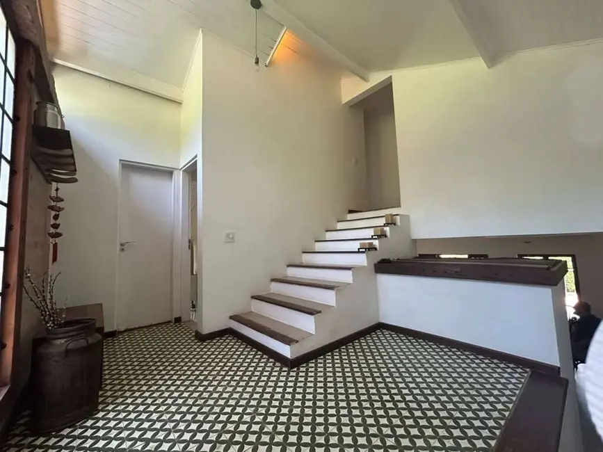 Foto 3 de Casa de Condomínio com 3 quartos à venda em Chácara dos Lagos, Carapicuiba - SP