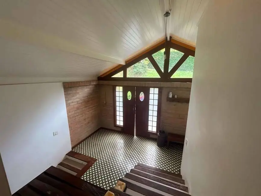 Foto 5 de Casa de Condomínio com 3 quartos à venda em Chácara dos Lagos, Carapicuiba - SP