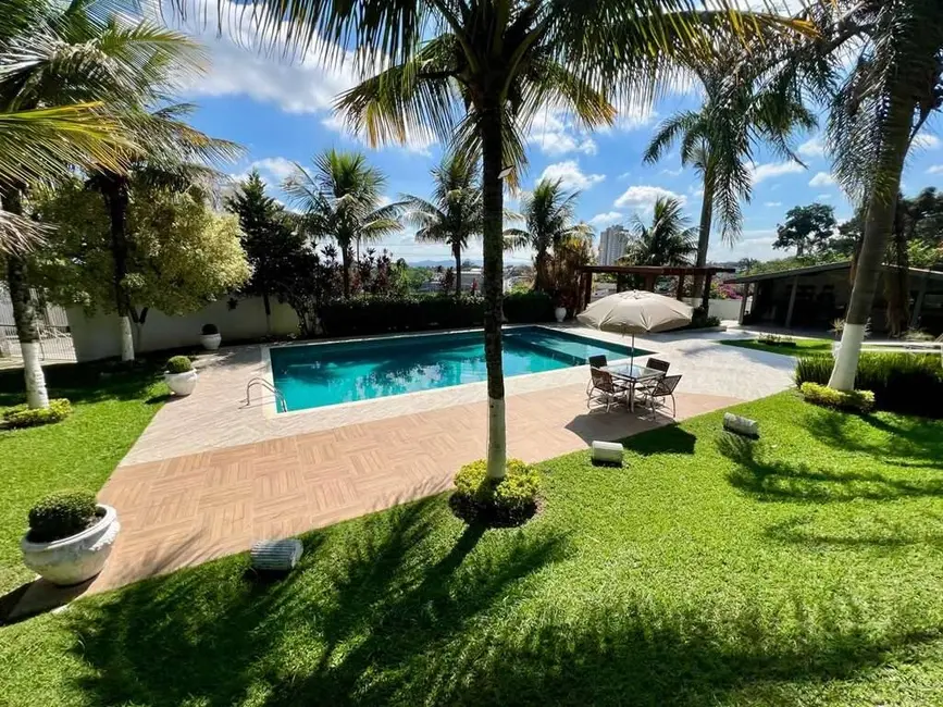 Casa de Condomínio com 6 quartos à venda em Chácara das Paineiras, Carapicuiba - SP - imagem 4 Foto 4 de Casa de Condomínio com 6 quartos à venda em Chácara das Paineiras, Carapicuiba - SP