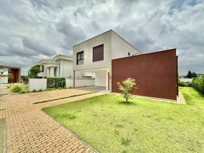 Foto 2 de Casa de Condomínio com 4 quartos à venda e para alugar em Granja Viana, Carapicuiba - SP