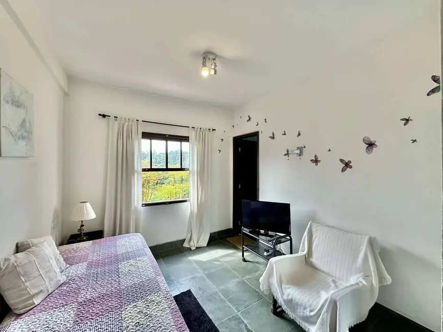 Foto 12 de Casa à venda em Cotia - SP